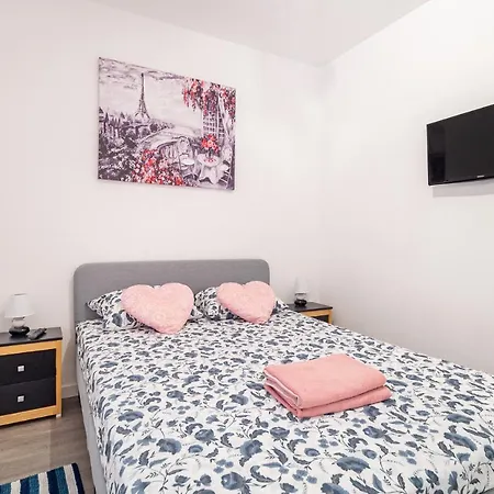 Magic House Apartment