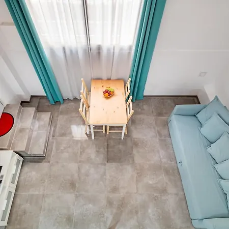 Apartment Magic House *